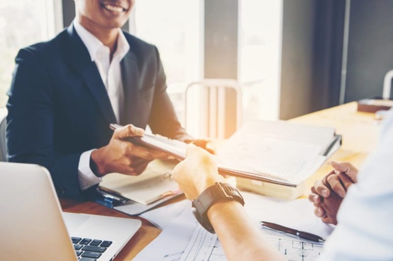 Investors get money from investors in the insurance business wit
